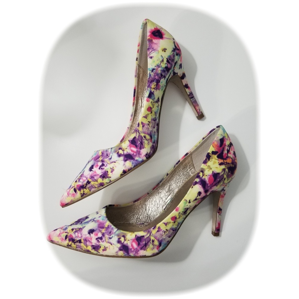 ADRIANNA Papell Adrianna Women's shoes